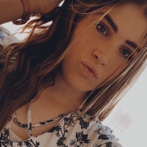 Meet your Posher, Sara